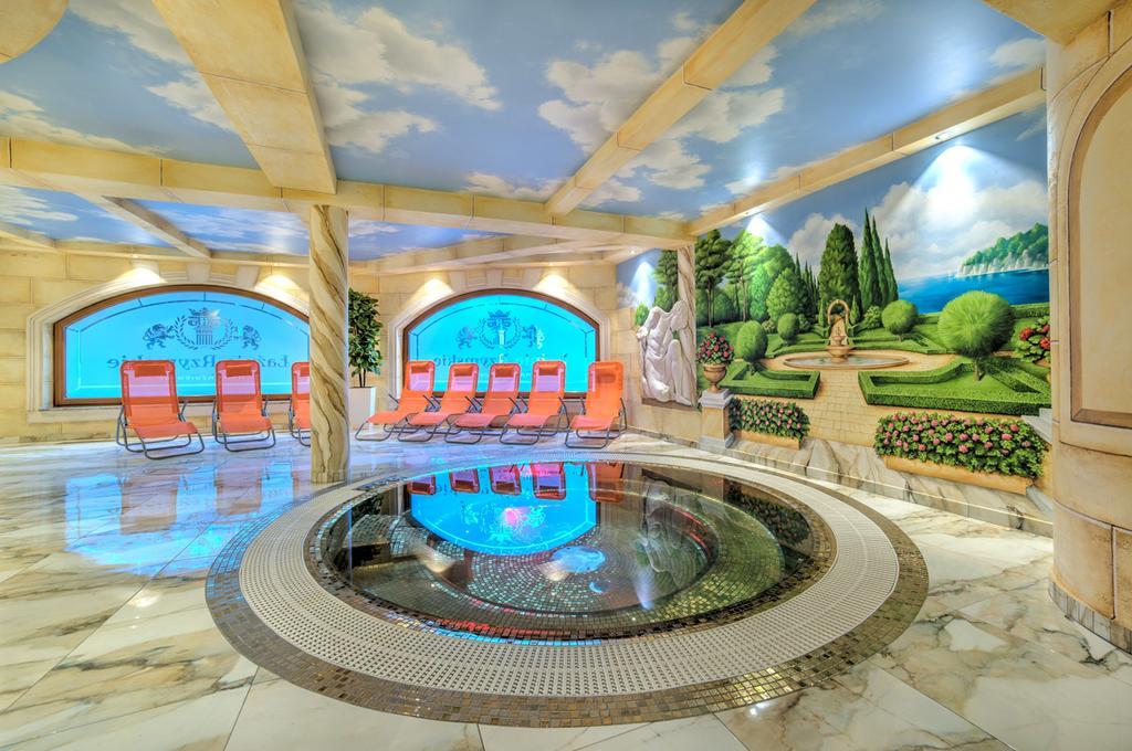 يانوف لوبلسكي Hotel Krolewski المظهر الخارجي الصورة