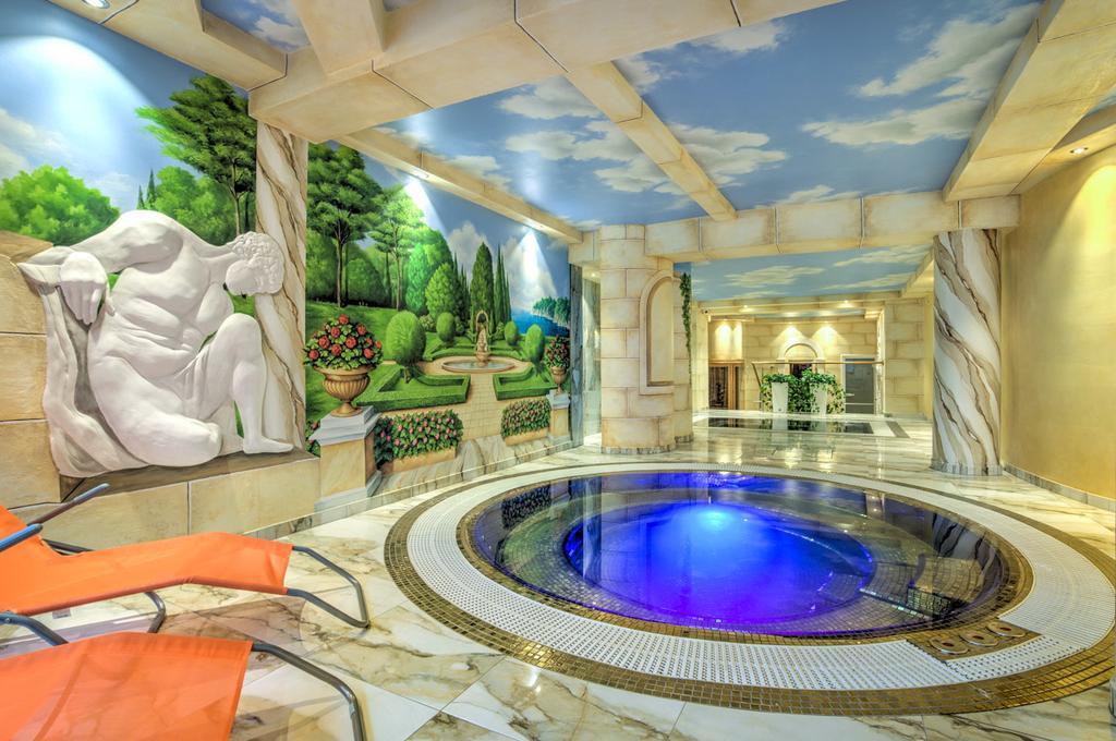 يانوف لوبلسكي Hotel Krolewski المظهر الخارجي الصورة