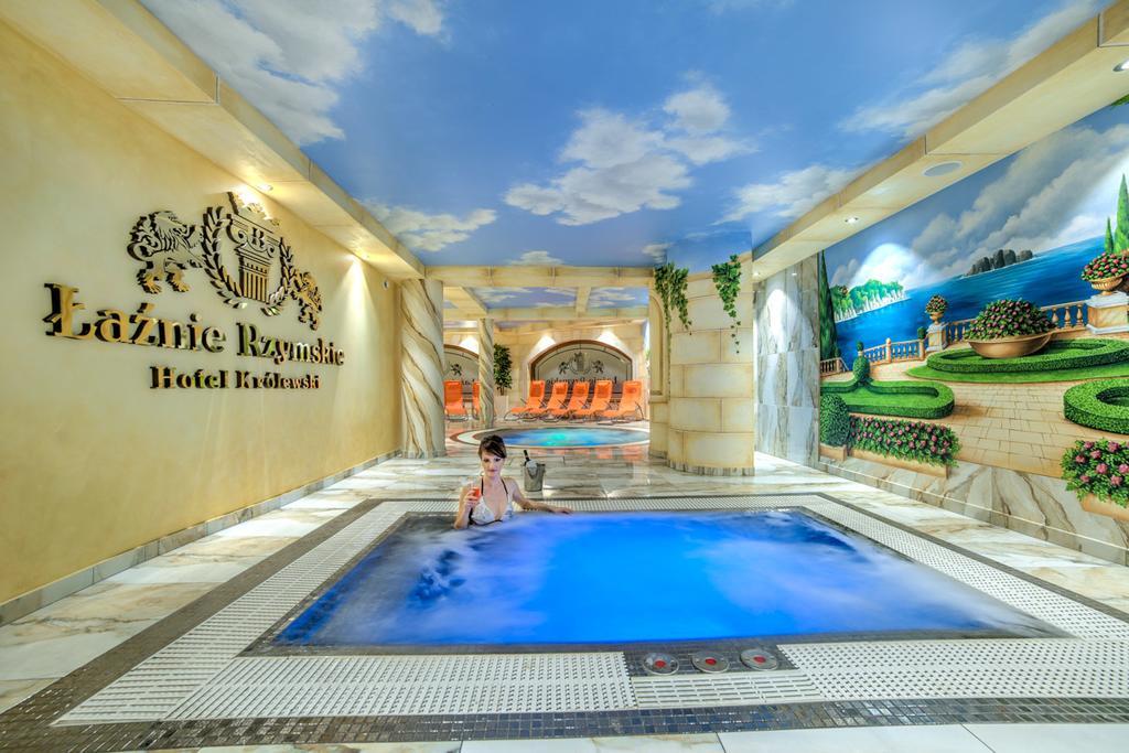 يانوف لوبلسكي Hotel Krolewski المظهر الخارجي الصورة