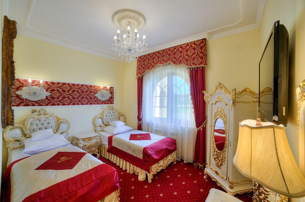 يانوف لوبلسكي Hotel Krolewski المظهر الخارجي الصورة