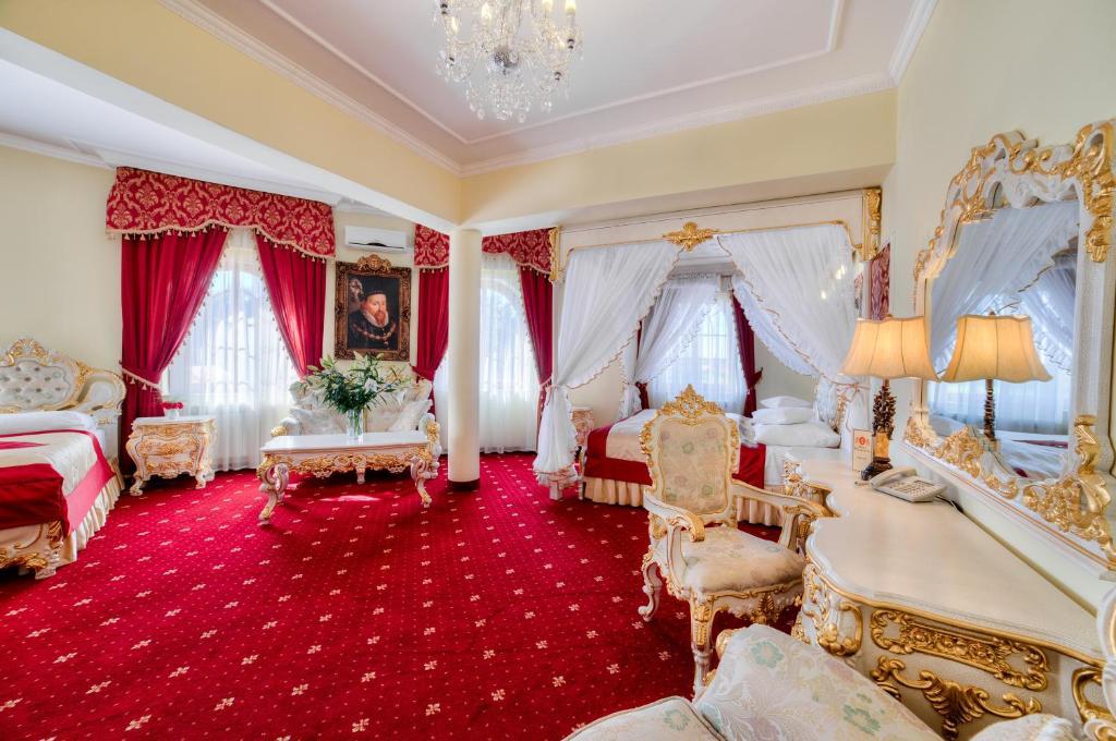 يانوف لوبلسكي Hotel Krolewski الغرفة الصورة