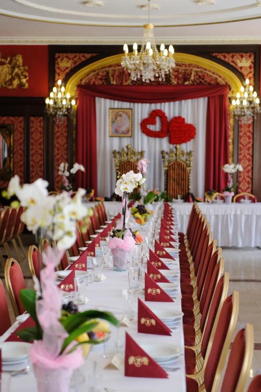 يانوف لوبلسكي Hotel Krolewski المظهر الخارجي الصورة