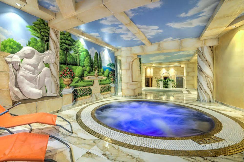 يانوف لوبلسكي Hotel Krolewski المظهر الخارجي الصورة
